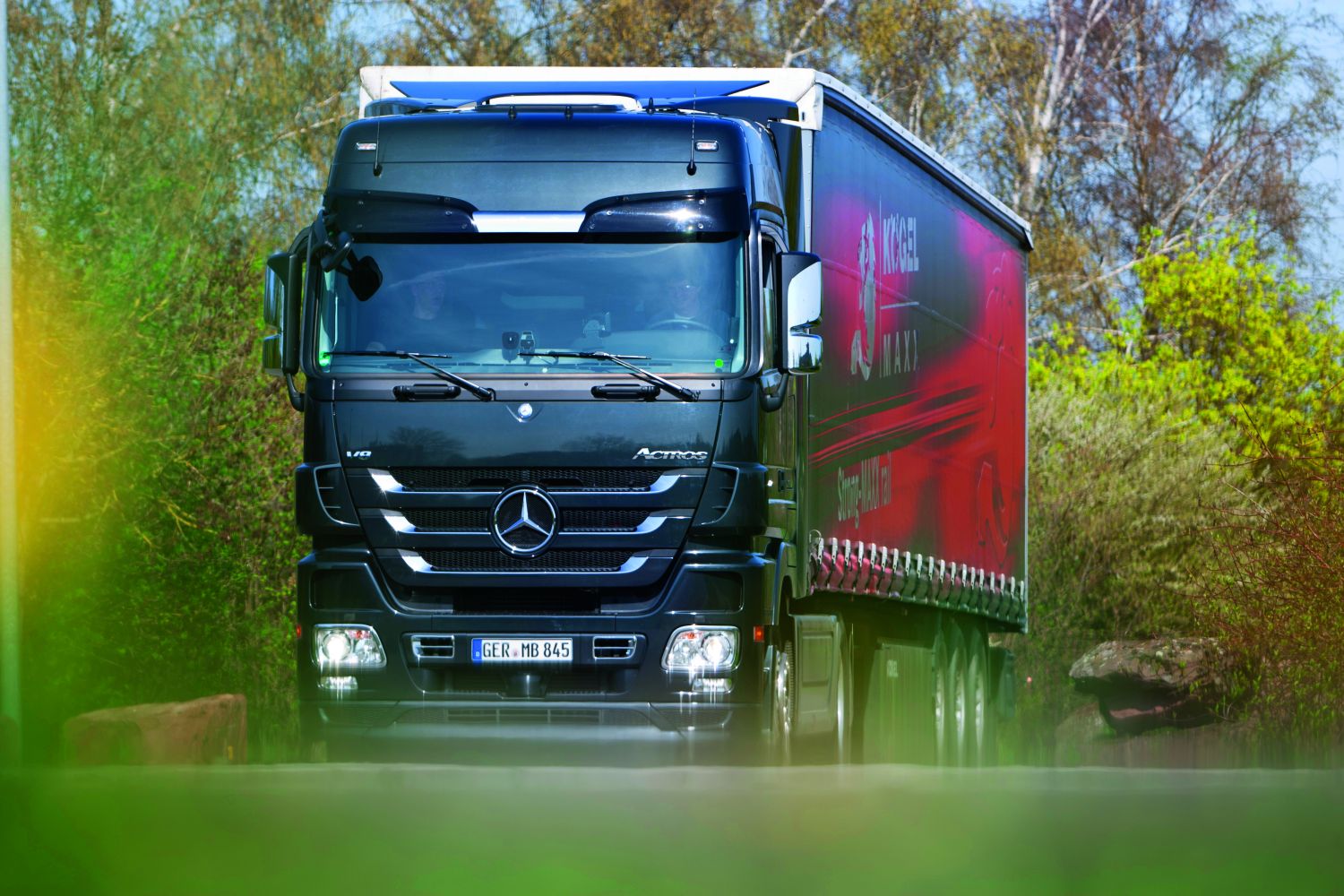 Test drive of the Actros 1860 LS